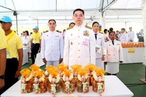 พิธีทำบุญตักบาตรถวายพระราชกุศล เนื่องในวันคล้ายวันสวรรคตพระบาทสมเด็จพระจุลจอมเกล้าเจ้าอยู่หัว